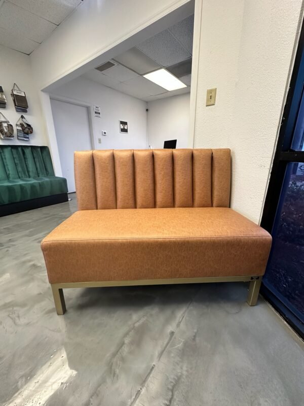 4 feet metal base