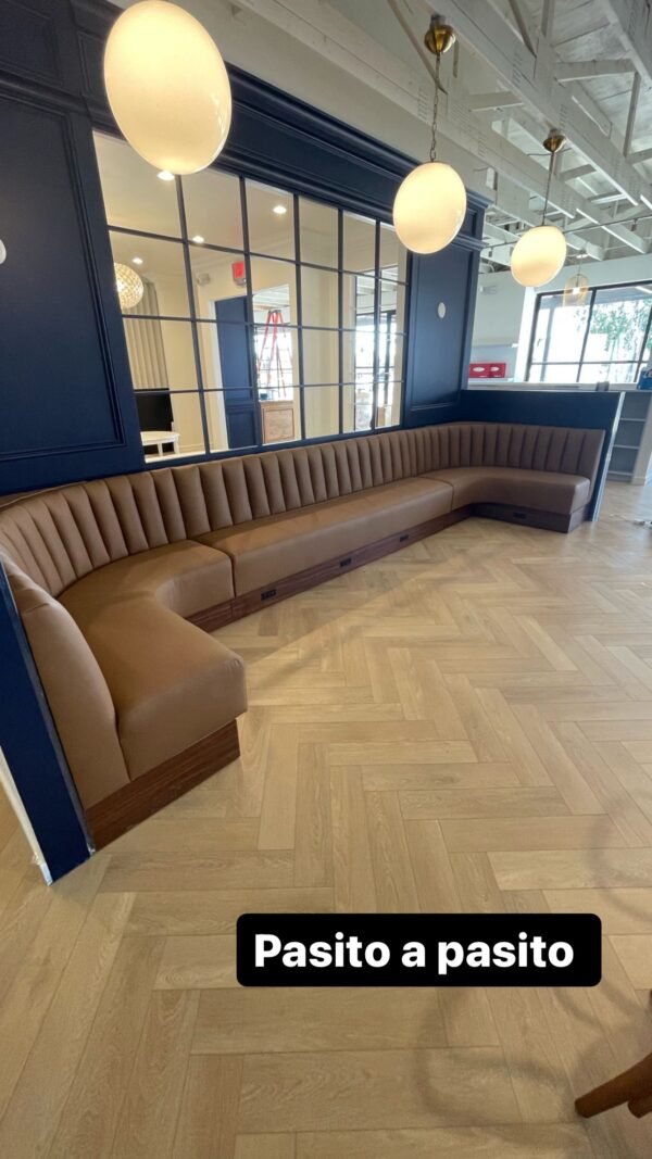 20 feet long Banquet