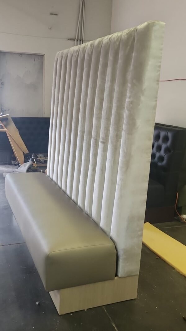 60” channels Booth